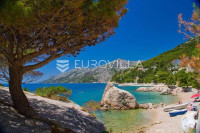 Brela - prekrasna vila s 20 soba i restoranom blizu mora