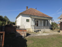 BREŠTANOVCI – KUĆA I NASAD LJEŠNJAKA