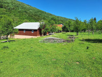 BRINJE - bliža okolica- kuća +5000 m2 okućnice