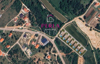 BRIŠEVO - građevinsko zemljište od 478 m2 !