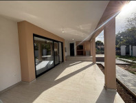 Briševo-Kuća prizemnica