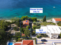 BRIST- "Biser Jadrana" luksuzna villa s okucnicom, prvi red od mora