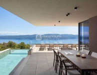 Brseč, 280m2, vila s bazenom i pogledom na more
