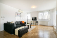 Bukovačka trosoban namješten stan 96 m² za najam