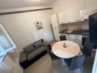 BULEVAR-DVOSOBAN STAN ZA DVIJE OSOBE