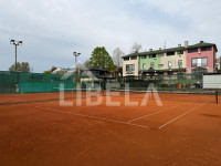 Caffe bar 127 m2 i teniski tereni, Križ, sportski centar