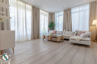 CENTAR 120 m2 - Luksuzan 3 soban stan + terasa + garaža za 3 auta