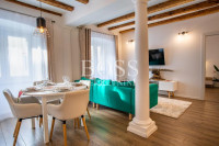 Centar, 2S+DB, 75 m2- luksuzno uređen stan
