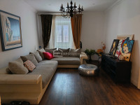 Centar Grada, Gundulićeva 87,80 m2, DB+3 sp. sobe