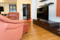 Centar-prekrasan 3s stan s parkingom&wellnessom