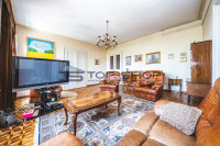 Centar, Mažuranićev trg, prekrasan četverosobni stan, 150 m2, balkoni