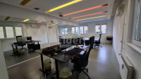CENTAR - POSLOVNI PROSTOR 180 M2