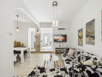 Centar, Pula - renoviran stan 2SS + DB, 77 m² na odličnoj lokaciji!