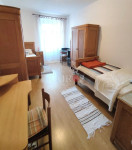 CENTAR, SOBA u trosobnom stanu, 300 €