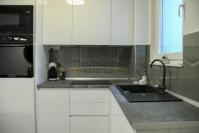 Cesarica, luksuzan dvosoban stan za dugoročan najam!