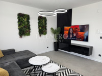 Četverosoban stan s terasom i parkirnim mjestom (1.12.)