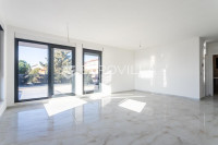 Čiovo, Okrug Gornji | Luksuzni dvosobni penthouse s krovnom terasom i