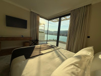 Čiovo - luksuzna vila prvi red do mora (prodaja)