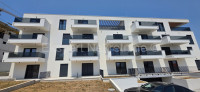 Čiovo,Okrug.G.,2-soban stan 97m2+143 m2 vrt ,