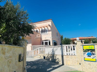 Čista Mala - potpuno renovirana Villa s bazenom i okućnicom