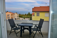 Čižići, apartman na 1.katu s djelomičnim pogledom na more!