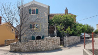 Cres -Orlec, renovirana kamena kuća!