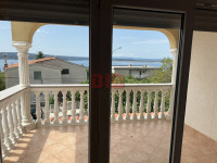 CRIKVENICA,2S+DB,I KAT,DOBRA LOKACIJA,PARKING,LIJEP POGLED