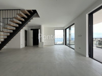 CRIKVENICA, apartman u novogradnji s vlastitim bazenom