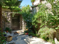 Crikvenica, Grižane, obnovljena kamena kuća