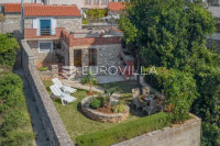 Crikvenica, kamena kuća s panoramskim pogledom na more