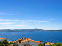 Crikvenica - kuća sa 4 stana u novogradnji