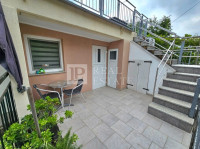 CRIKVENICA - kuća s dva apartmana