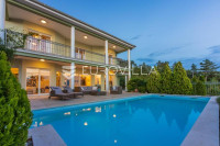 Crikvenica, luksuzna vila s pogledom na more i bazenom