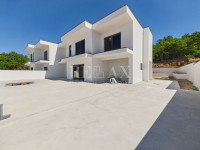 Crikvenica - moderna vila s bazenom