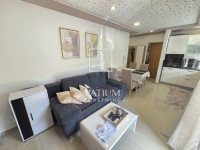 CRIKVENICA, NAMJEŠTEN APARTMAN SA PARKIRNIM MJESTOM