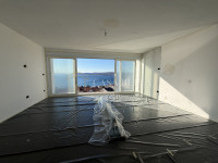 CRIKVENICA - novogradnja, dva stana s panoramskim pogledom na more!