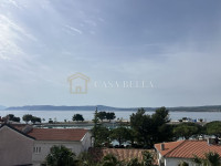 CRIKVENICA - Samostojeća kuća u drugom redu do mora!