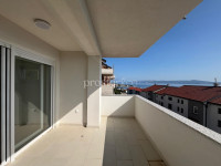 Crikvenica veliki apartman s pogledom na more