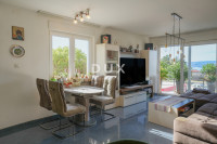 Crikvenička rivijera, Crikvenica, stan, 81,65 m2, moderno opremljen