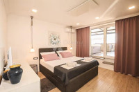 CRNICA, Luksuzno uređen stan s poslovnim prostorom