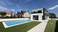 Crno - novoizgrađena, namještena i opremljena vila s bazenom