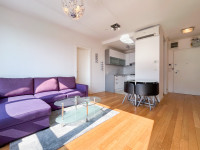 ČRNOMEREC, CANKAREVA UL., PREKRASAN 3-SOBAN ***BEZ PROVIZIJE!!!***