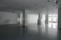 Đakovo, Centar, prostrani poslovni prostor 444 m²