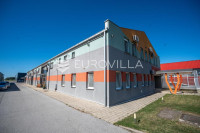 Đakovo, Industrijska zona, poslovna zgrada, 934 m²