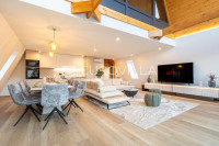 Delnice, ekskluzivna villa s bazenom, površine 298 m²