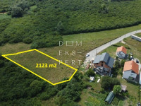 Donja Dubrava, Građevinsko zemljište na mirnoj lokaciji, 2123 m2-Donja