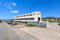 DRAČEVAC (Solin/Split) - Uredski prostor u poslovnoj zgradi, 58 m2