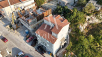 DRAGOVODE/ SPLIT - KUĆA S TRI STAMBENE JEDINICE