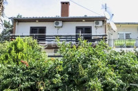 Dramalj, kuća na izuzetnoj lokaciji, ima četiri apartmana s pogledom n