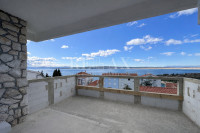 Dramalj - stan s panoramskim pogledom u novogradnji